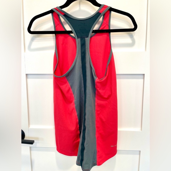 Last price Nike Dry Fit top S - Picture 2 of 4